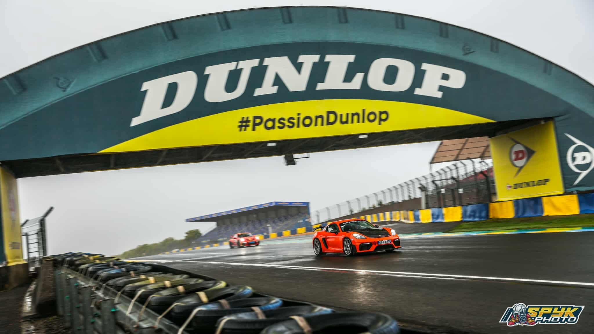 EMBLEMATIK GARAGE_chikane-lemansbugatti_002